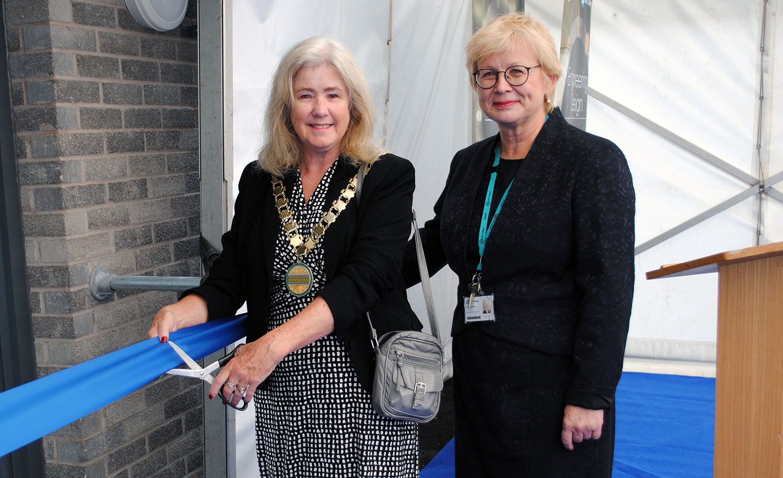 Opening ceremony held to celebrate new Bath College Somer Construction ...