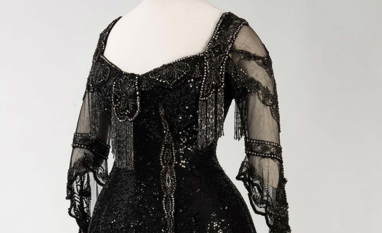 Royal Women exhibition leads to discovery of Queen Alexandra dress ...