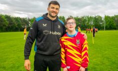 Heart-warming meeting between inspirational rugby figures